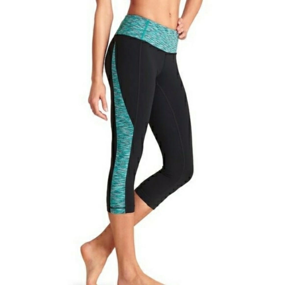 Athleta Splits Revelation Capri Pant Small